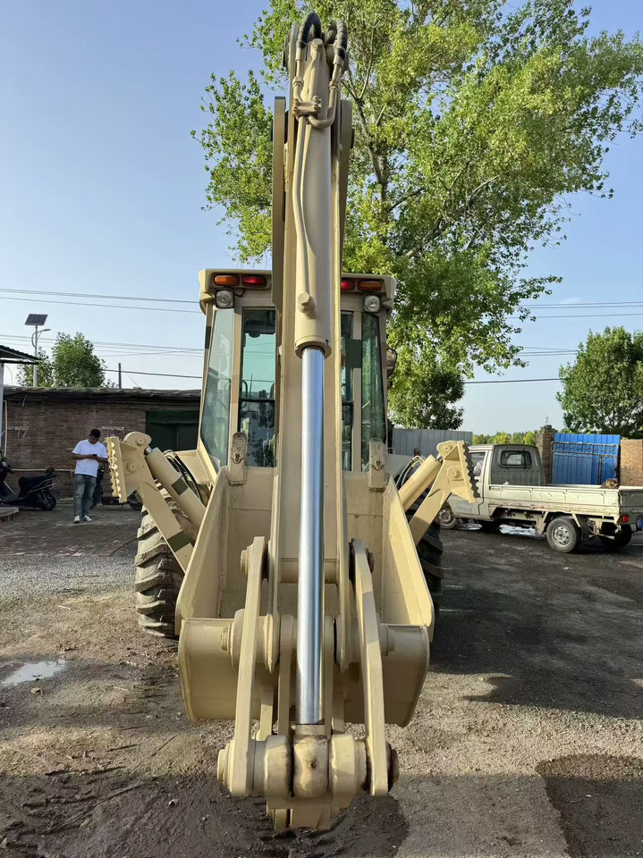 XCMG XT870 - Backhoe loader: picture 5 XCMG XT870 - Backhoe loader: picture 5