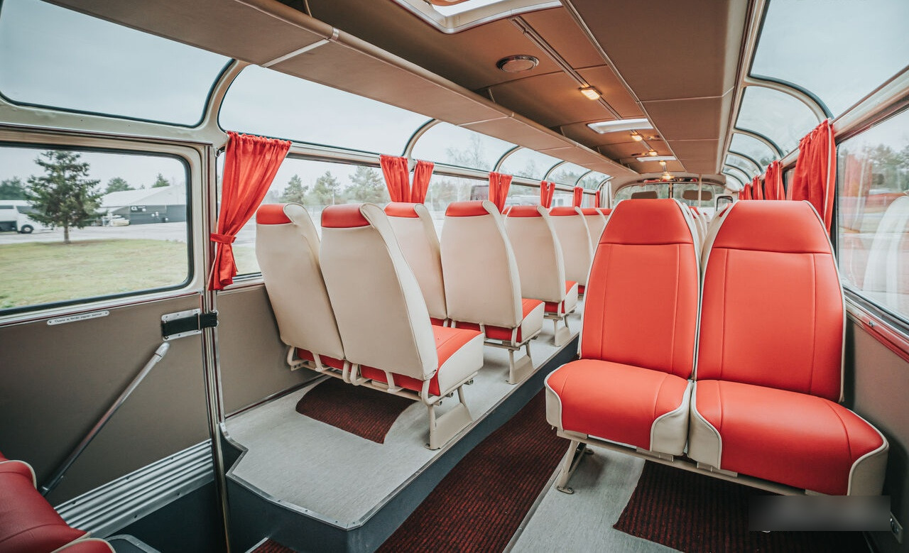 Mercedes-Benz 0321 HL - Suburban bus: picture 3 Mercedes-Benz 0321 HL - Suburban bus: picture 3