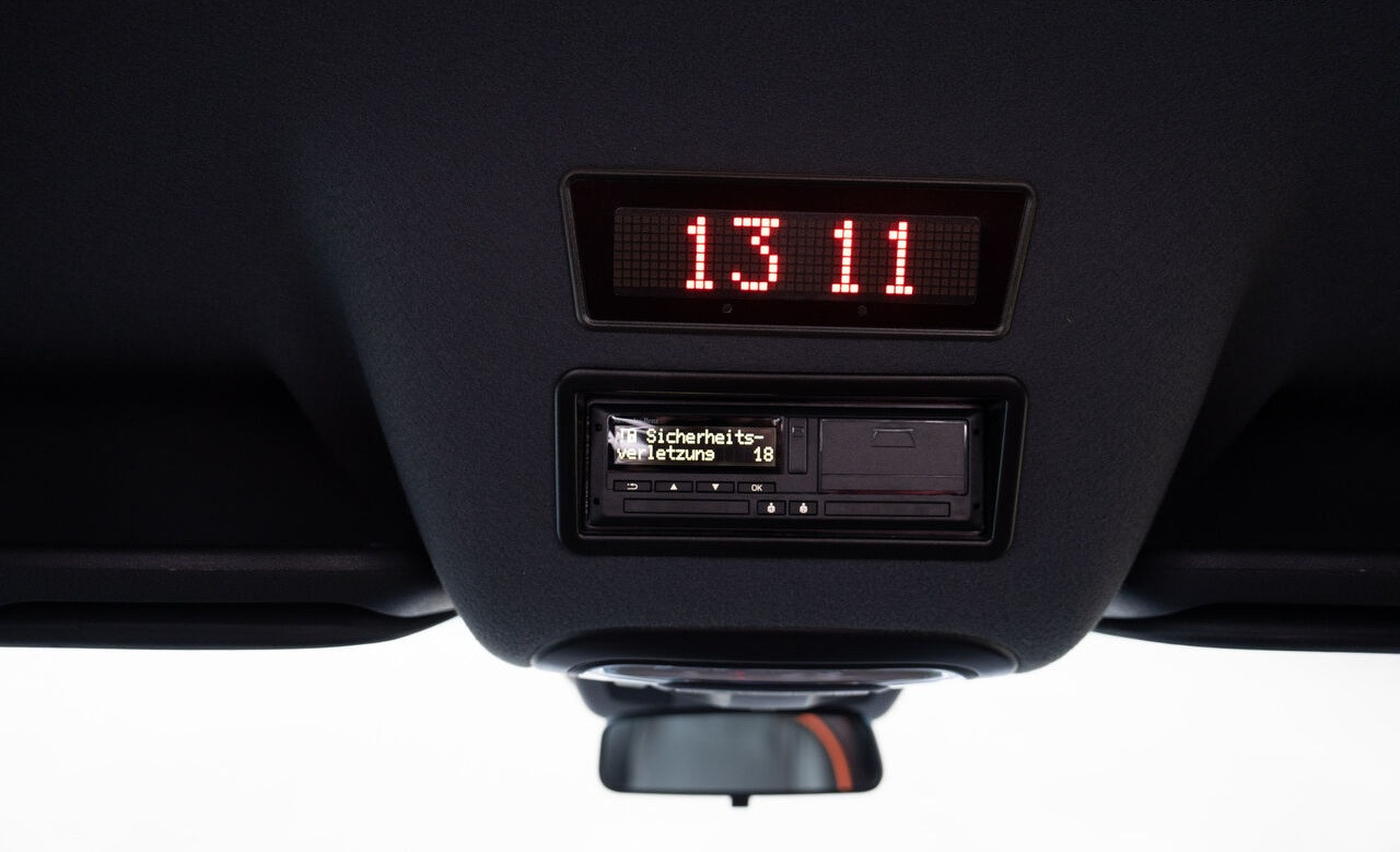 New Minibus, People carrier Mercedes-Benz Sprinter 519: picture 17
