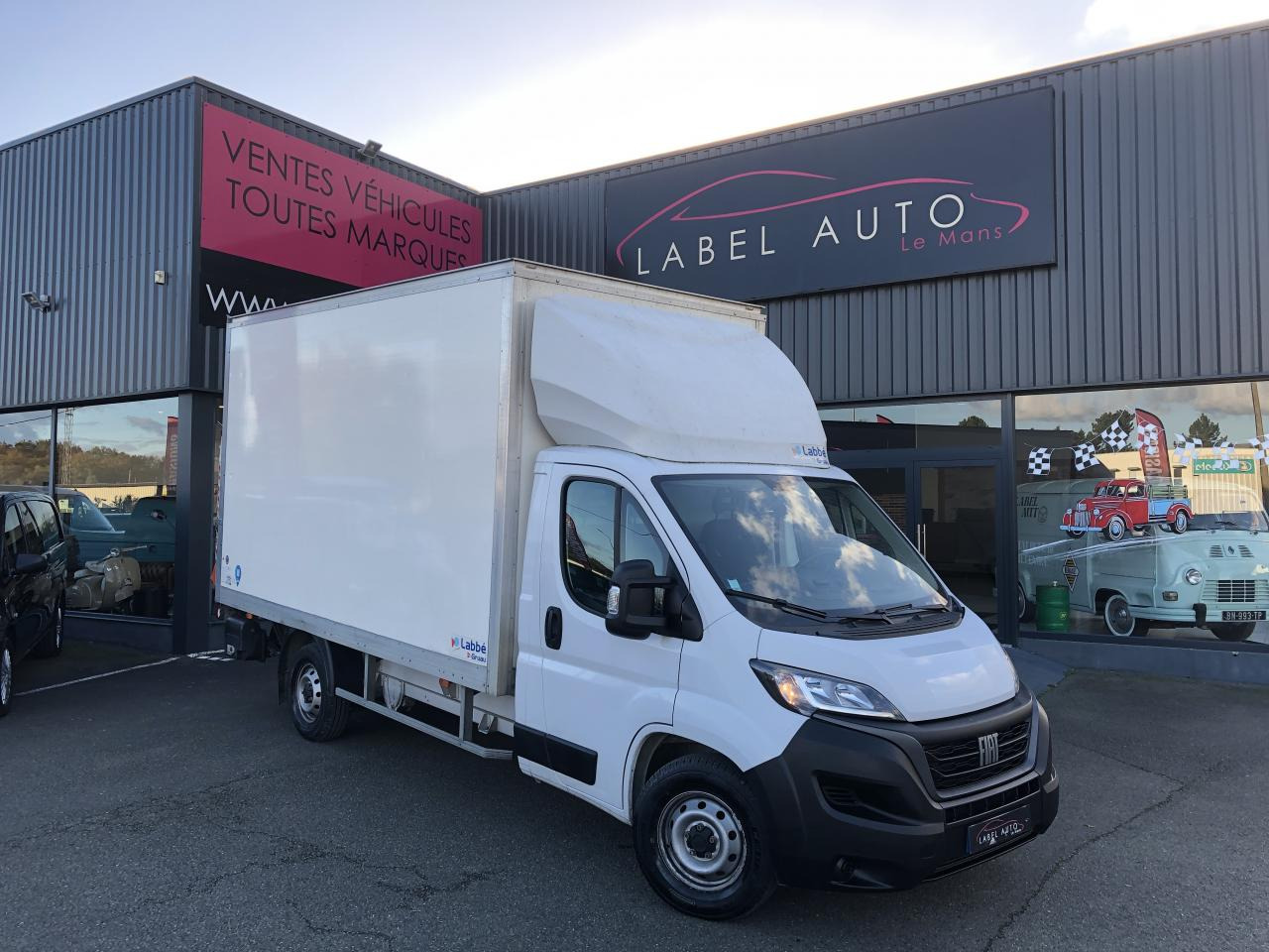 FIAT DUCATO 3T5 CAISSE + HAYON 2.3 MJT 140CH - Closed box van: picture 3 FIAT DUCATO 3T5 CAISSE + HAYON 2.3 MJT 140CH - Closed box van: picture 3