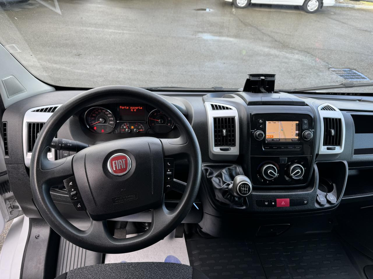 FIAT DUCATO 3T5 L3H2 2.2 HDI 140 CH BUSINESS - Panel van: picture 4 FIAT DUCATO 3T5 L3H2 2.2 HDI 140 CH BUSINESS - Panel van: picture 4