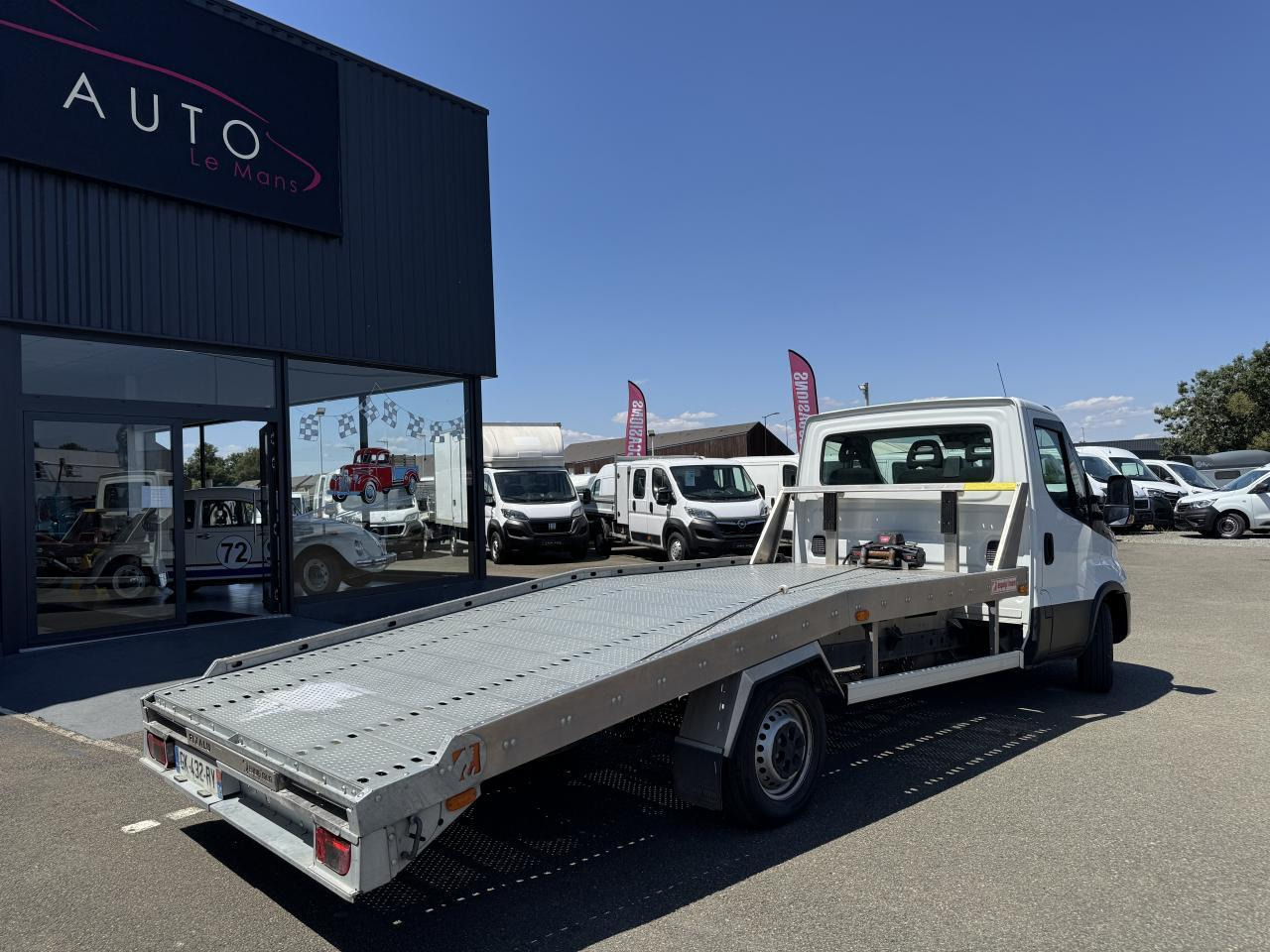 - Tow truck: picture 5 - Tow truck: picture 5