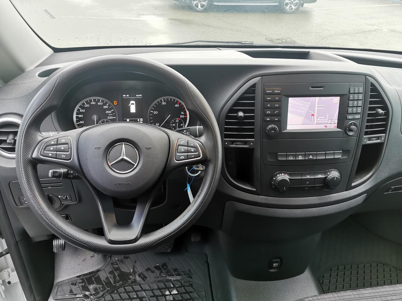 MERCEDES VITO LONG 114 CDI BVA - Panel van: picture 4 MERCEDES VITO LONG 114 CDI BVA - Panel van: picture 4