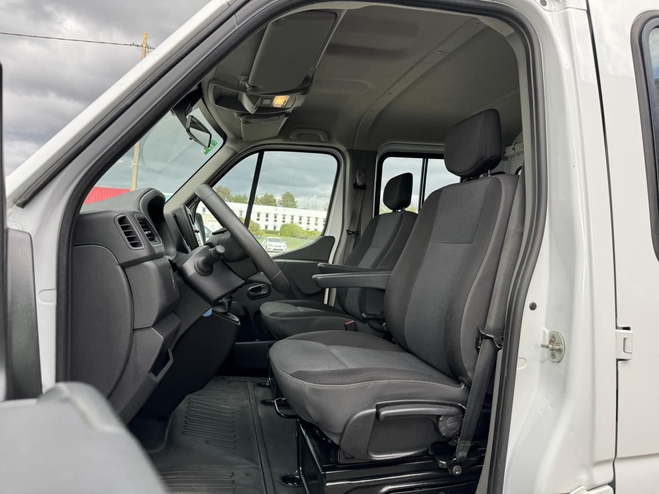 RENAULT Master Confort R3500RJ L4 2.3 dCi - 130 III CHASSIS DOUBLE CABINE Châssis Double Cabine L4 Pr - Other machinery: picture 4 RENAULT Master Confort R3500RJ L4 2.3 dCi - 130 III CHASSIS DOUBLE CABINE Châssis Double Cabine L4 Pr - Other machinery: picture 4