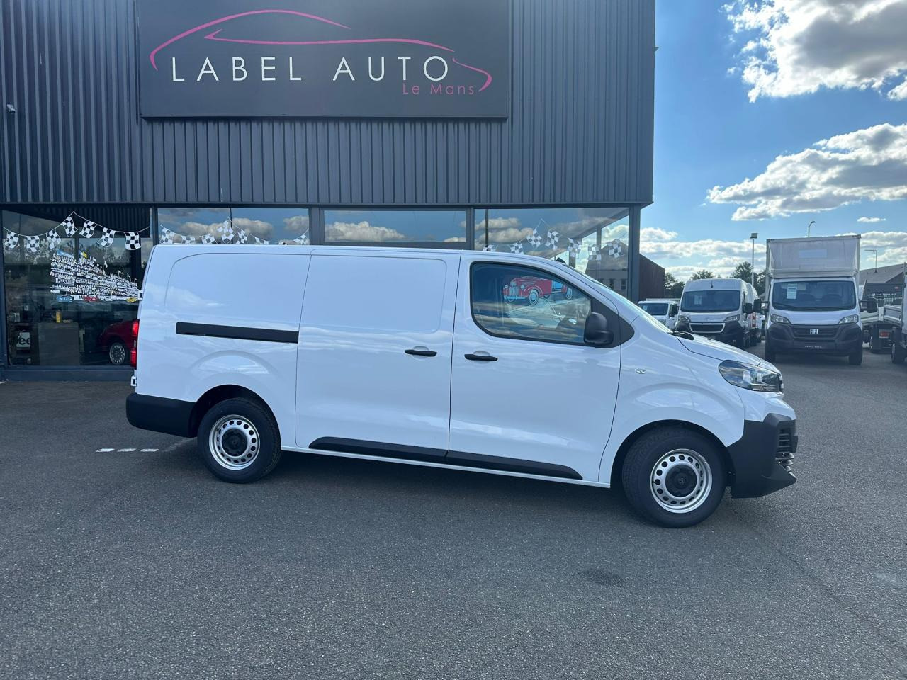 PEUGEOT Expert XL 2.0 BlueHDi - 145 III FOURGON Fourgon PHASE 2 - Panel van: picture 4 PEUGEOT Expert XL 2.0 BlueHDi - 145 III FOURGON Fourgon PHASE 2 - Panel van: picture 4