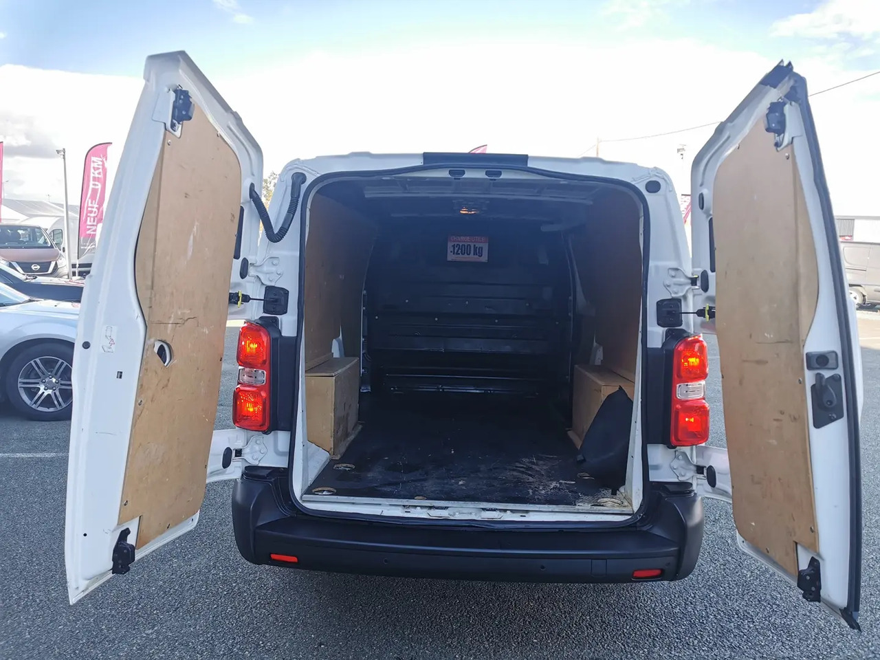 Peugeot Expert XL 2.0 BLUEHDI 145CH S&S PACK ASPHALT - Panel van: picture 5 Peugeot Expert XL 2.0 BLUEHDI 145CH S&S PACK ASPHALT - Panel van: picture 5