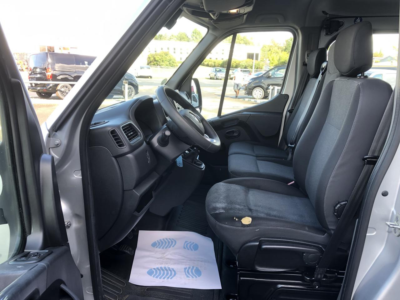 RENAULT CABINE APPROFONDIE 7 PLACES MASTER L1H1 2.3 DCI 135CH GRAND CONFORT - Panel van: picture 4 RENAULT CABINE APPROFONDIE 7 PLACES MASTER L1H1 2.3 DCI 135CH GRAND CONFORT - Panel van: picture 4