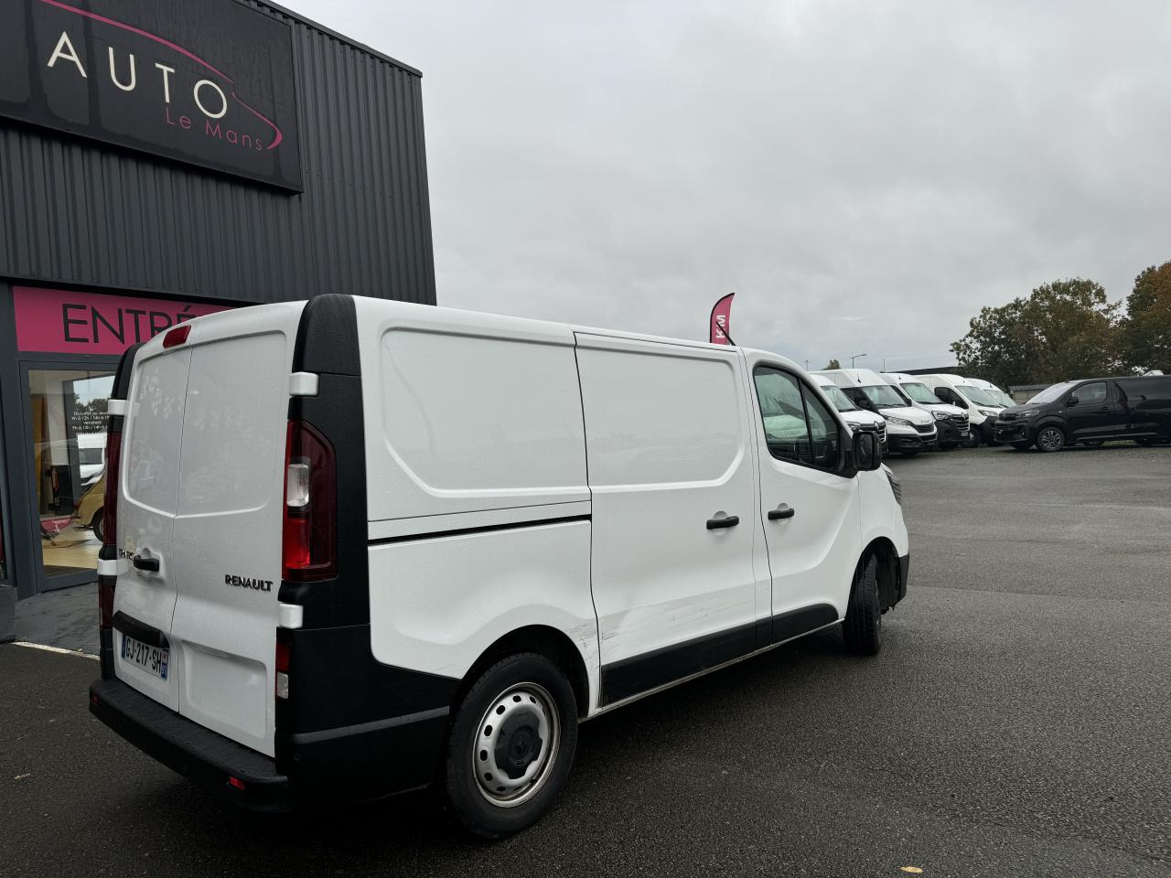 RENAULT TRAFIC L1H1 2.0 DCI 110CH FRIGORIFIQUE - Panel van: picture 5 RENAULT TRAFIC L1H1 2.0 DCI 110CH FRIGORIFIQUE - Panel van: picture 5