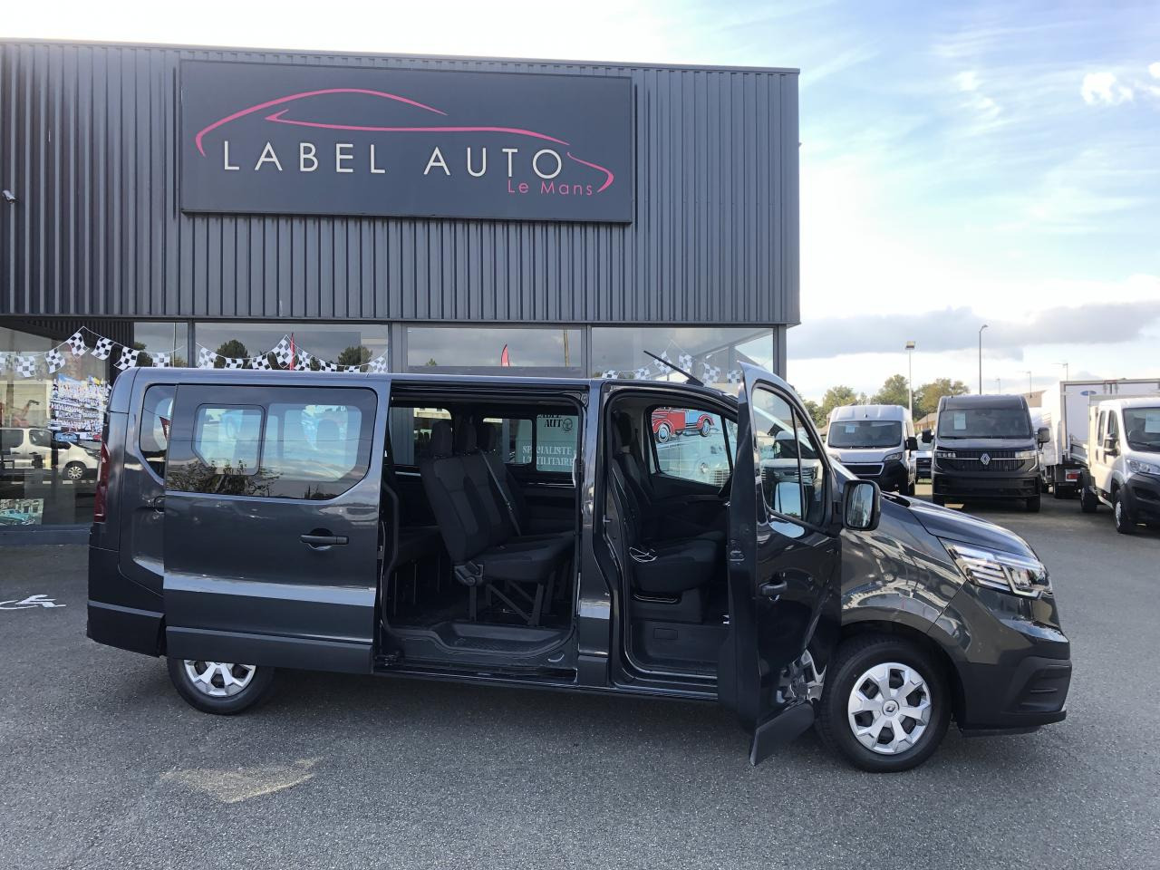 RENAULT Trafic L2 2.0 Energy dCi - 150 - S&S  III COMBI Combi Zen L2H1 PHASE 3 - People carrier: picture 1 RENAULT Trafic L2 2.0 Energy dCi - 150 - S&S  III COMBI Combi Zen L2H1 PHASE 3 - People carrier: picture 1