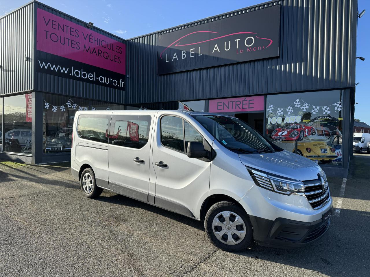 RENAULT Trafic L2 2.0 Energy dCi - 150 - S&S III COMBI Combi Zen L2H1 PHASE 3 - Crew cab van: picture 1 RENAULT Trafic L2 2.0 Energy dCi - 150 - S&S III COMBI Combi Zen L2H1 PHASE 3 - Crew cab van: picture 1