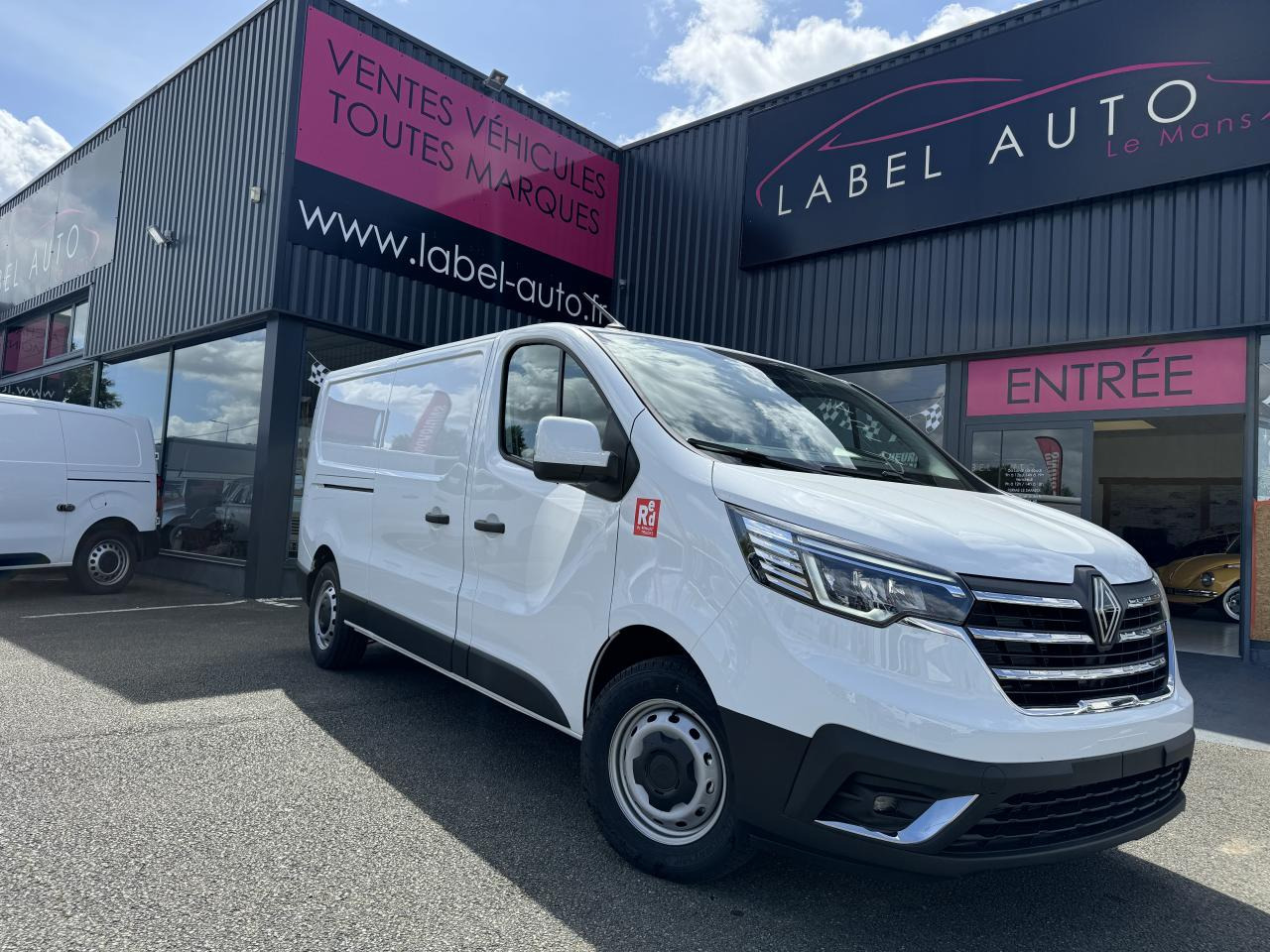 RENAULT Trafic L2H1 3000 Kg 2.0 Blue dCi - 150 2024 III FOURGON Fourgon Advance L2H1 PHASE 3 - Panel van: picture 1 RENAULT Trafic L2H1 3000 Kg 2.0 Blue dCi - 150 2024 III FOURGON Fourgon Advance L2H1 PHASE 3 - Panel van: picture 1