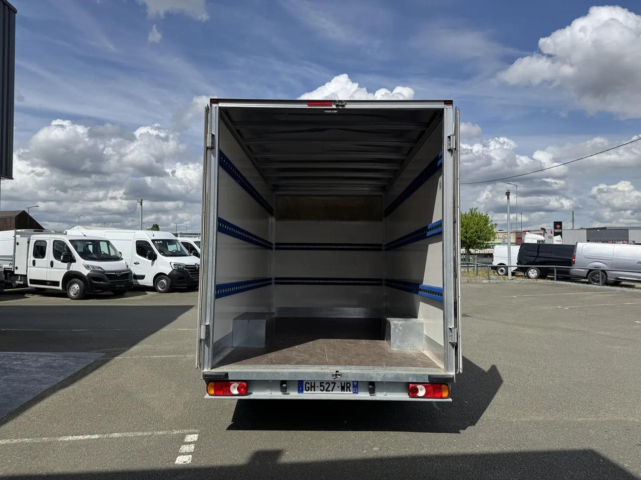 Renault Master F3500 L3H1 2.3 BLUE DCI 145CH CONFORT EUROVI - Closed box van: picture 2 Renault Master F3500 L3H1 2.3 BLUE DCI 145CH CONFORT EUROVI - Closed box van: picture 2