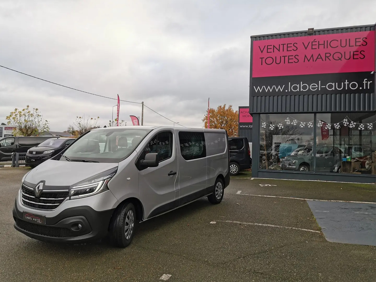 Renault Trafic L2H1 1200 2.0 DCI 145CH ENERGY CABINE APPROFONDIE CONFORT EDC E6 - Crew cab van: picture 5 Renault Trafic L2H1 1200 2.0 DCI 145CH ENERGY CABINE APPROFONDIE CONFORT EDC E6 - Crew cab van: picture 5