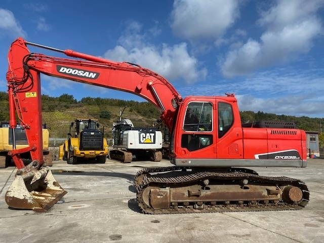 Doosan DX 235 LC - Crawler excavator: picture 3 Doosan DX 235 LC - Crawler excavator: picture 3