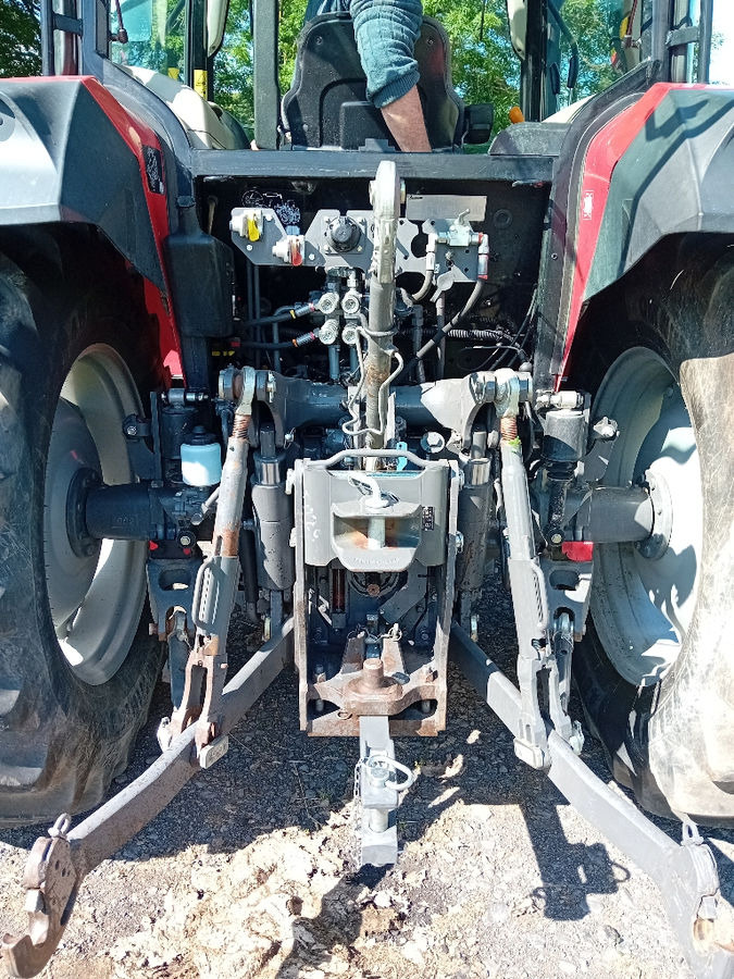 Massey Ferguson 5708 Dyna4 - Farm tractor: picture 2 Massey Ferguson 5708 Dyna4 - Farm tractor: picture 2