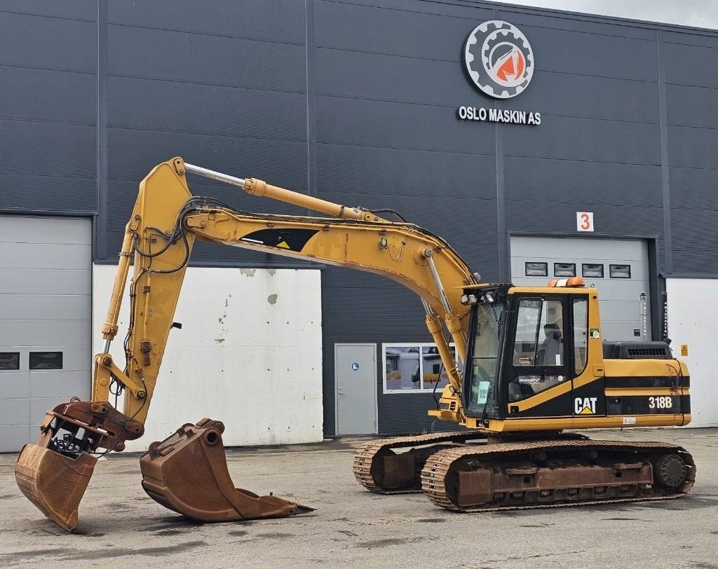 CAT 318 B L - Crawler excavator: picture 1 CAT 318 B L - Crawler excavator: picture 1