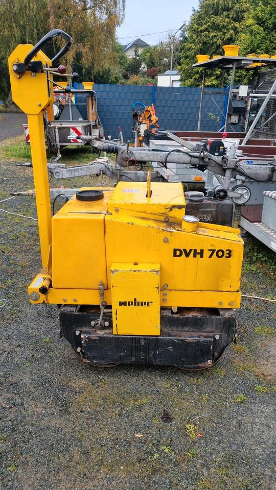 DVH 701 Weber Walze Glattmantel Walze Rüttelwalze Dublex Vibrationswalze  Rüttelplatte Strassenwalze Plattenverdichter DVH 603 - Mini roller: picture 1 DVH 701 Weber Walze Glattmantel Walze Rüttelwalze Dublex Vibrationswalze  Rüttelplatte Strassenwalze Plattenverdichter DVH 603 - Mini roller: picture 1