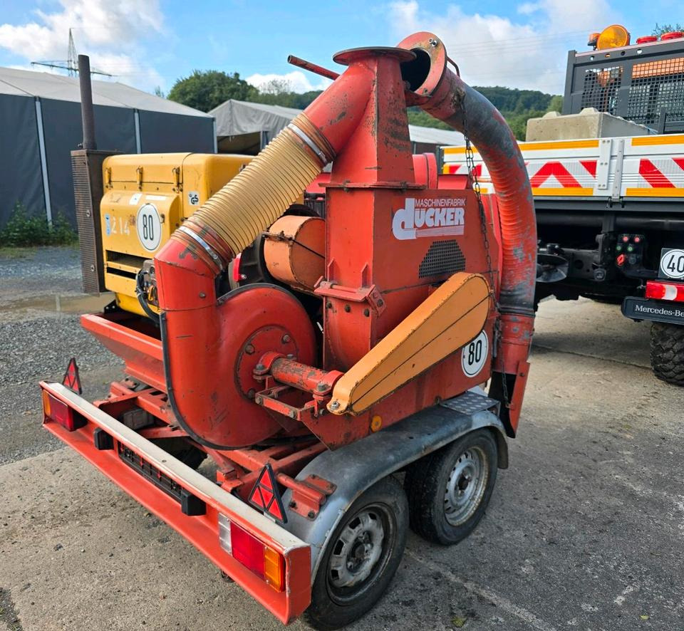 Dücker HM 760 Holzhacker Holzhäcksler Holzhackschnitzler Hacker Häcksler Hatz Diesel 4L40C - Wood chipper: picture 1 Dücker HM 760 Holzhacker Holzhäcksler Holzhackschnitzler Hacker Häcksler Hatz Diesel 4L40C - Wood chipper: picture 1