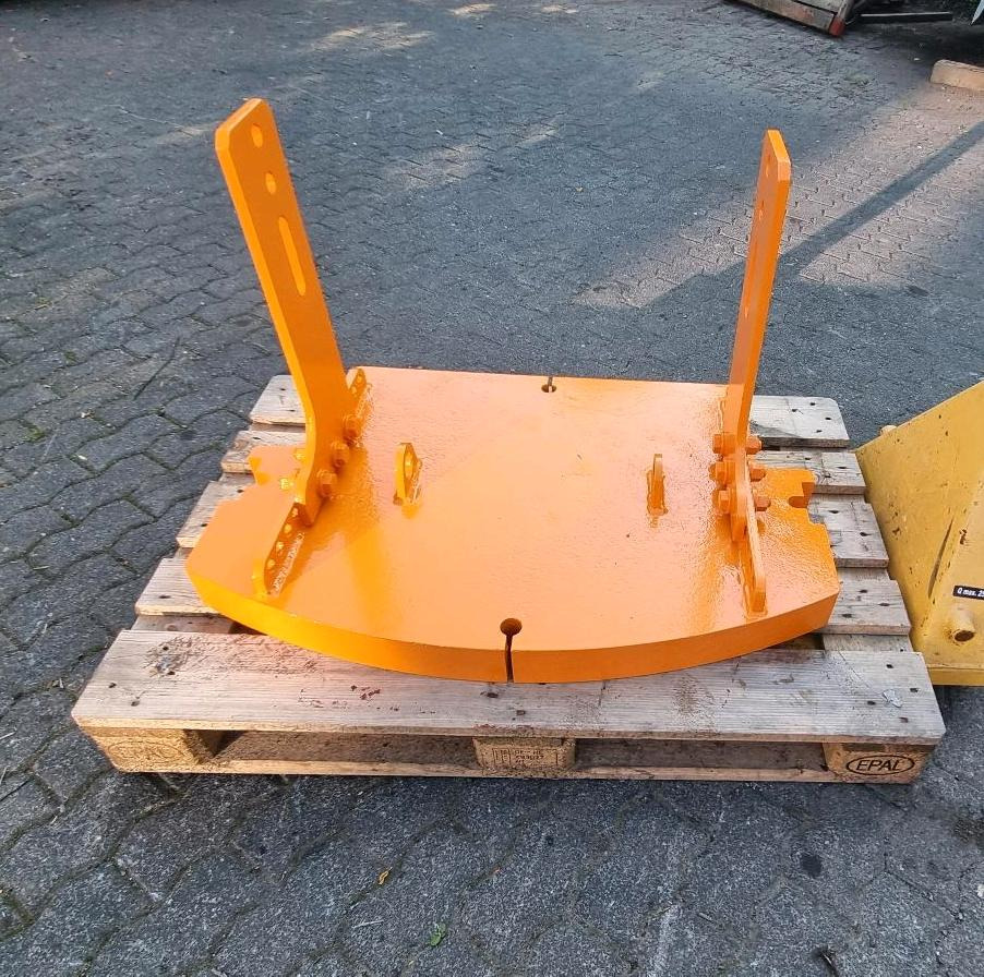 Heckgewicht Unimog 405 U400 U 300 500 400 318 423 427 429 430 530 527 535 Kontergewicht Mulag Mähausleger Böschungsmulcher Dücker - Counterweight: picture 1 Heckgewicht Unimog 405 U400 U 300 500 400 318 423 427 429 430 530 527 535 Kontergewicht Mulag Mähausleger Böschungsmulcher Dücker - Counterweight: picture 1