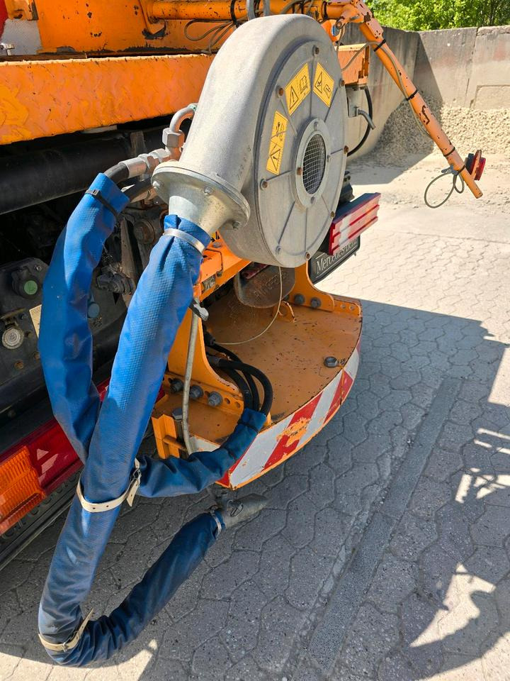 Mulag Heckgewicht mit Gebläse für Unimog 405 u300 U 400 500 UGN UGE 423 427 318 218 530 430 535 Böschungsmäher Böschungsmulcher Dücker - Sand/ Salt spreader: picture 4 Mulag Heckgewicht mit Gebläse für Unimog 405 u300 U 400 500 UGN UGE 423 427 318 218 530 430 535 Böschungsmäher Böschungsmulcher Dücker - Sand/ Salt spreader: picture 4