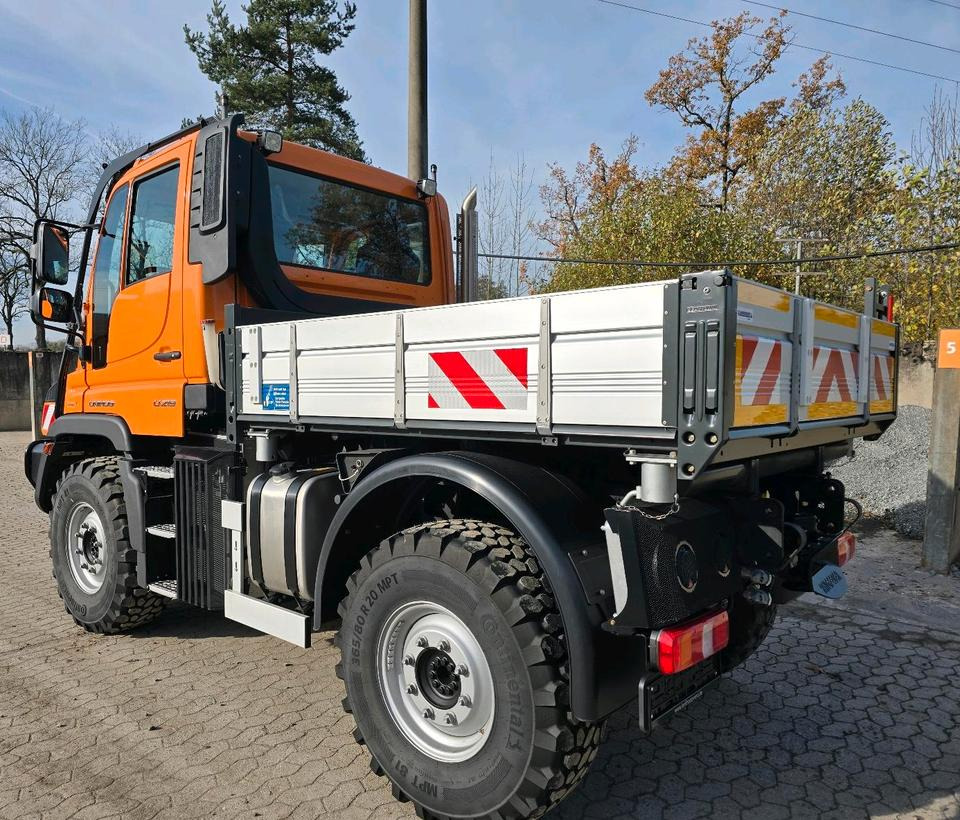 NEUFAHRZEUG Unimog U219 EAS NKS-Z-UGE-43 Mercedes-Benz 405/10 405/12 UGE Mercedes-Benz U 318 323 327 423 427 429 430 EasyDrive - Snow removal vehicle: picture 4 NEUFAHRZEUG Unimog U219 EAS NKS-Z-UGE-43 Mercedes-Benz 405/10 405/12 UGE Mercedes-Benz U 318 323 327 423 427 429 430 EasyDrive - Snow removal vehicle: picture 4