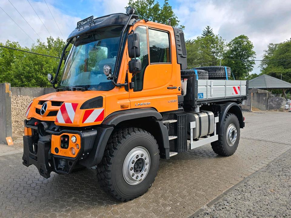 Neuwertiger Unimog U530 7800km EAS Easy-Drive Mercedes-Benz U 530 UGN UGE 405 527 535 435 430 Kipper - Snow removal vehicle: picture 1 Neuwertiger Unimog U530 7800km EAS Easy-Drive Mercedes-Benz U 530 UGN UGE 405 527 535 435 430 Kipper - Snow removal vehicle: picture 1