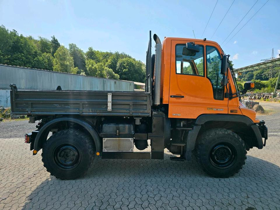 Unimog 405/10 U300 Bluetec 5 Mercedes-Benz U 300 290 400 500 UGE UGN Jotha Absetzkipper Absetzer - Snow removal vehicle: picture 3 Unimog 405/10 U300 Bluetec 5 Mercedes-Benz U 300 290 400 500 UGE UGN Jotha Absetzkipper Absetzer - Snow removal vehicle: picture 3