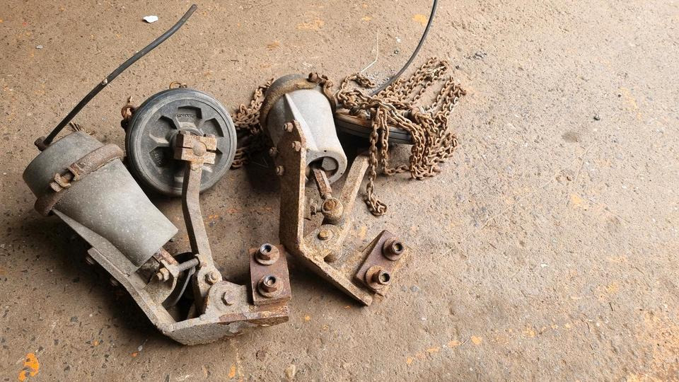 Unterwurfketten Schleuderketten Schneeketten Unimog Mercedes Benz 405 U300 U 400 500 423 429 530 318 427 - Wheels and tires for Municipal/ Special vehicle: picture 2 Unterwurfketten Schleuderketten Schneeketten Unimog Mercedes Benz 405 U300 U 400 500 423 429 530 318 427 - Wheels and tires for Municipal/ Special vehicle: picture 2