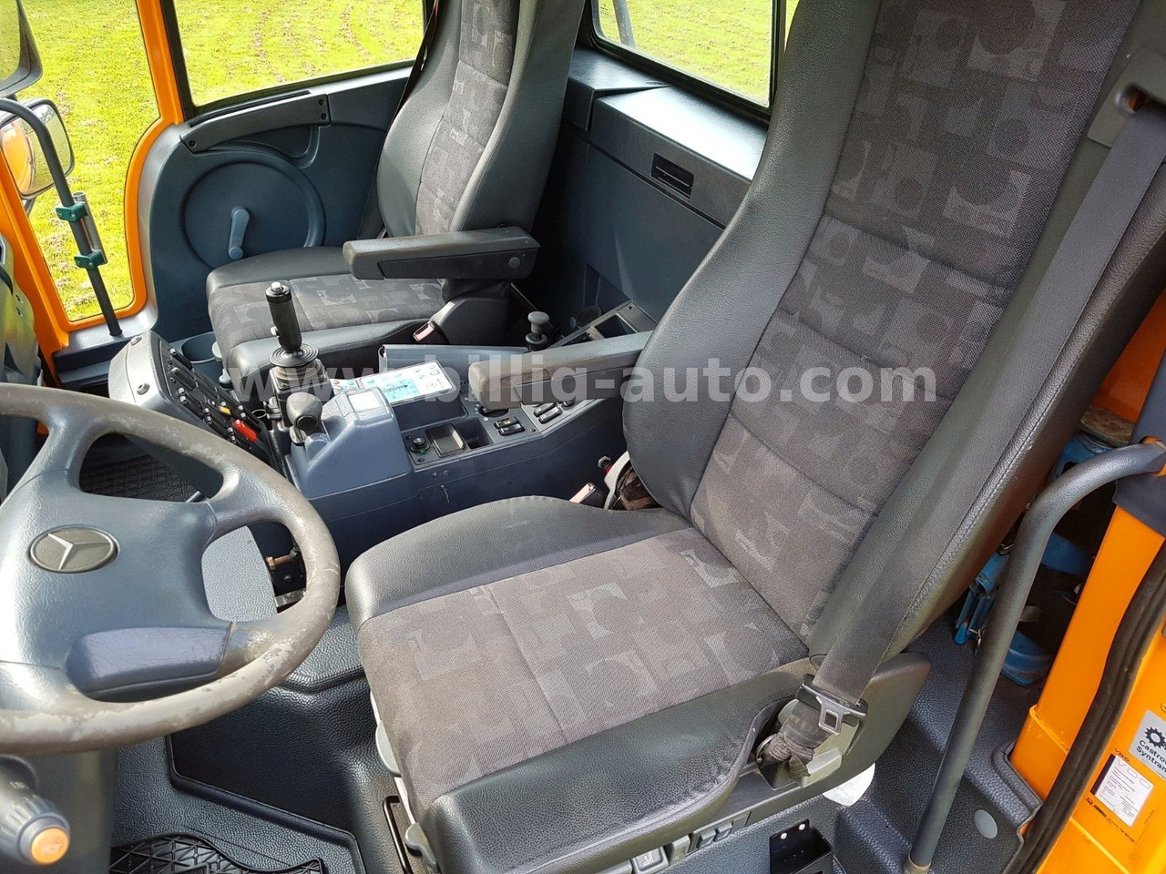 Tipper Unimog U400 405/12*HYDROSTAT*VARIOPILOT*Euro4*Kipper: picture 15 Tipper Unimog U400 405/12*HYDROSTAT*VARIOPILOT*Euro4*Kipper: picture 15