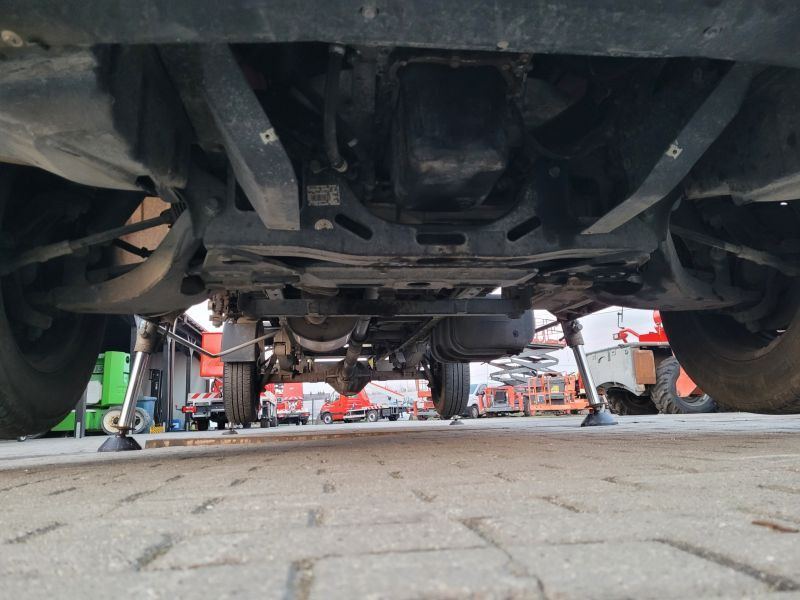 Leasing of Iveco Daily 35S12 podnośnik koszowy 16 m GSR E169TR bucket truck boom lift Iveco Daily 35S12 podnośnik koszowy 16 m GSR E169TR bucket truck boom lift: picture 21 Leasing of Iveco Daily 35S12 podnośnik koszowy 16 m GSR E169TR bucket truck boom lift Iveco Daily 35S12 podnośnik koszowy 16 m GSR E169TR bucket truck boom lift: picture 21