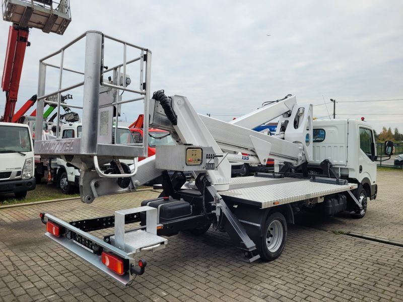 Nissan Cabstar NT400 podnośnik koszowy 20 m Multitel HX195 bucket truck boom lift - Truck mounted aerial platform: picture 4 Nissan Cabstar NT400 podnośnik koszowy 20 m Multitel HX195 bucket truck boom lift - Truck mounted aerial platform: picture 4