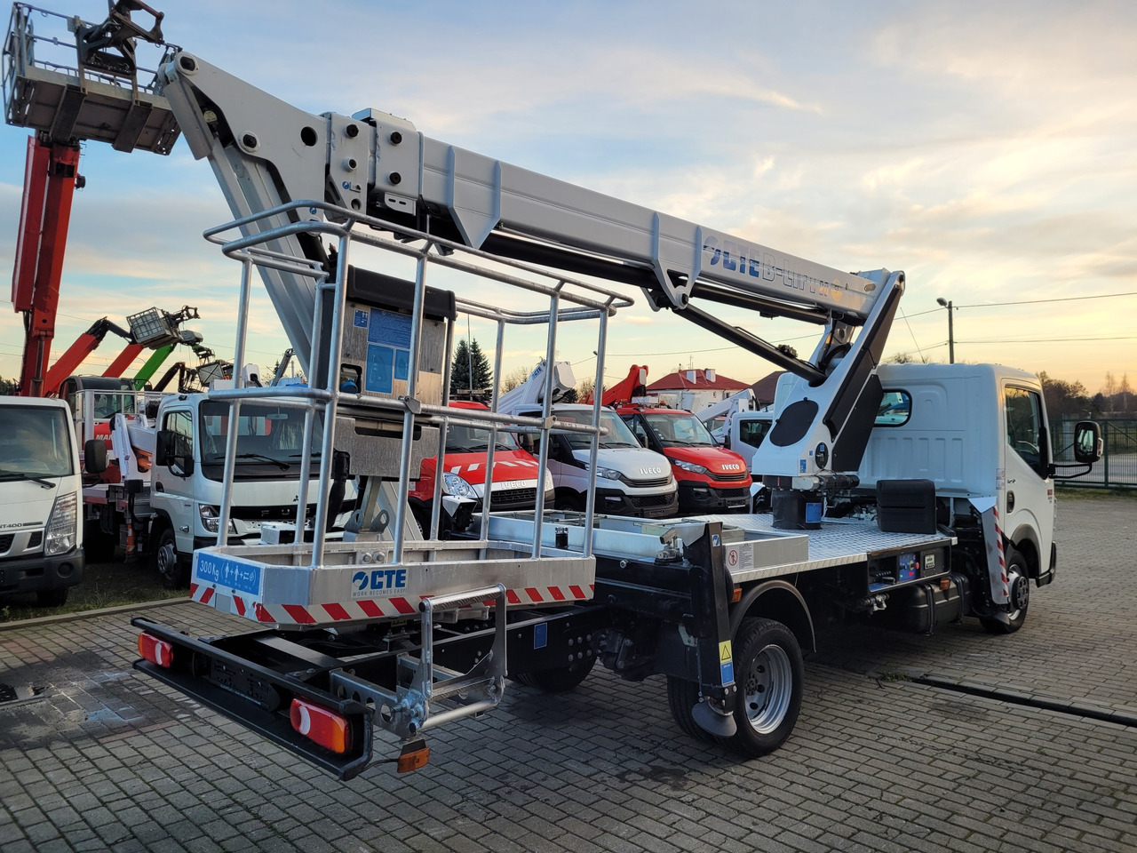 Renault Maxity podnośnik koszowy zwyżka 20 m CTE B-lift 20 JHV - Truck mounted aerial platform: picture 4 Renault Maxity podnośnik koszowy zwyżka 20 m CTE B-lift 20 JHV - Truck mounted aerial platform: picture 4