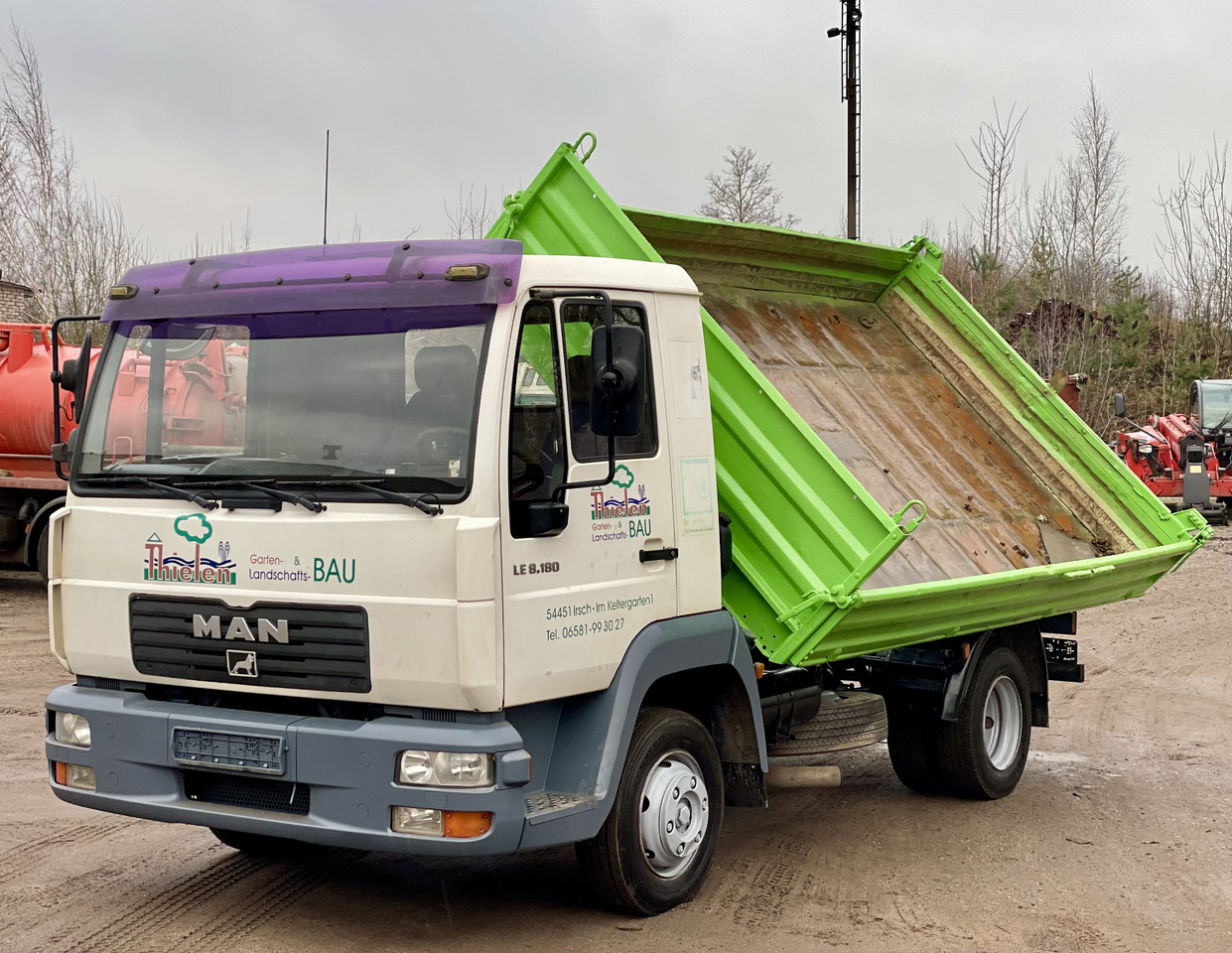 MAN LE - Tipper: picture 3 MAN LE - Tipper: picture 3