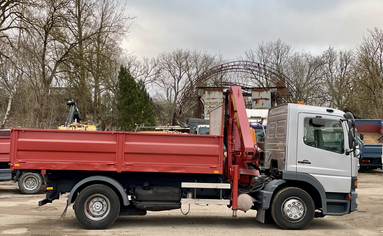 Crane truck MERCEDES-BENZ ATEGO: picture 9