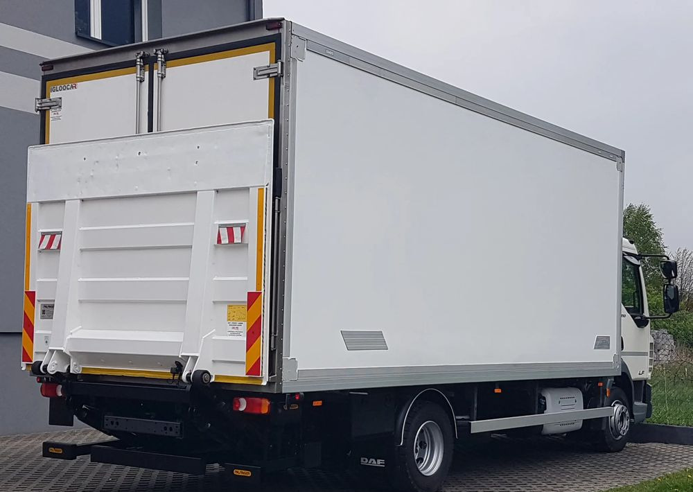 DAF 12T LF 210 WINDA CHŁODNIA 14EP 5,79x2,48x2,29 KLIMA AGREGAT - Refrigerated truck: picture 4 DAF 12T LF 210 WINDA CHŁODNIA 14EP 5,79x2,48x2,29 KLIMA AGREGAT - Refrigerated truck: picture 4