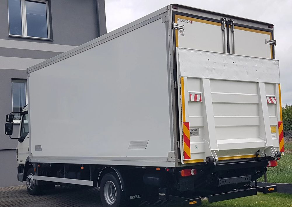 DAF 12T LF 210 WINDA CHŁODNIA 14EP 5,79x2,48x2,29 KLIMA AGREGAT - Refrigerated truck: picture 3 DAF 12T LF 210 WINDA CHŁODNIA 14EP 5,79x2,48x2,29 KLIMA AGREGAT - Refrigerated truck: picture 3