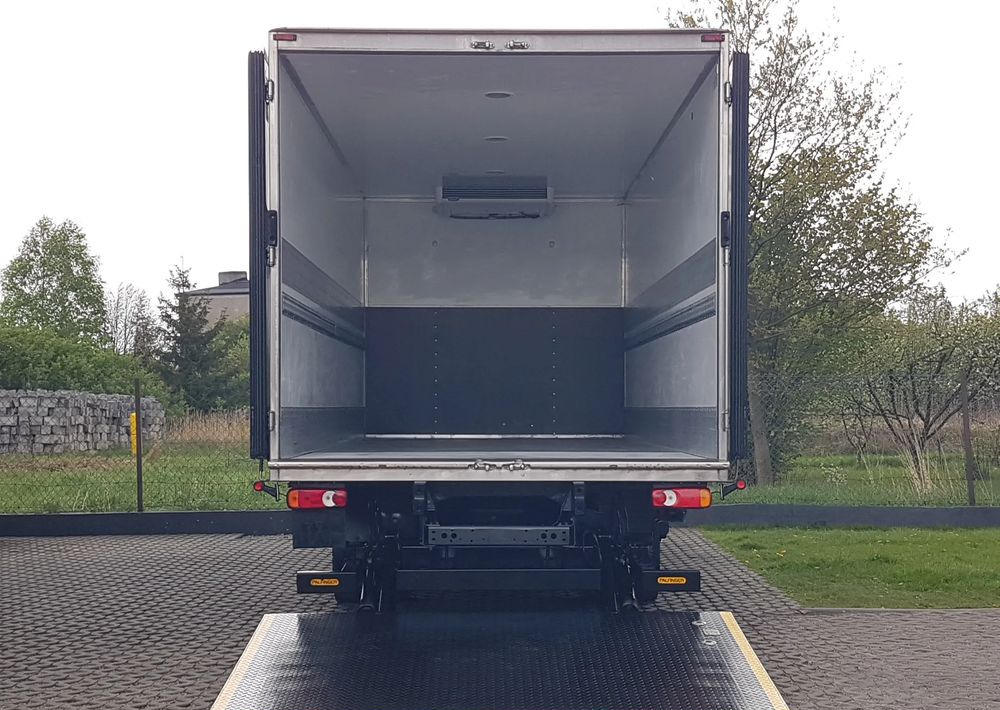 DAF 12T LF 210 WINDA CHŁODNIA 14EP 5,79x2,48x2,29 KLIMA AGREGAT - Refrigerated truck: picture 5 DAF 12T LF 210 WINDA CHŁODNIA 14EP 5,79x2,48x2,29 KLIMA AGREGAT - Refrigerated truck: picture 5