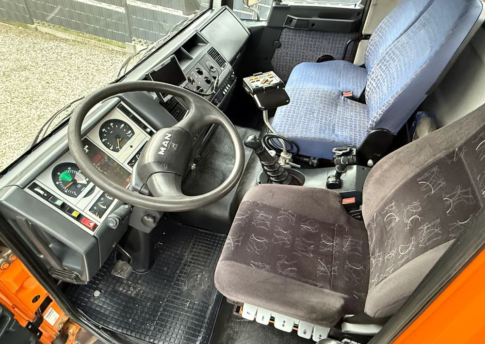 Tipper MAN * MAN 10-220 * Wywrotka Kiper Meiller * 4x4 * Zimowe Utrzymanie * Unimog *: picture 12 Tipper MAN * MAN 10-220 * Wywrotka Kiper Meiller * 4x4 * Zimowe Utrzymanie * Unimog *: picture 12