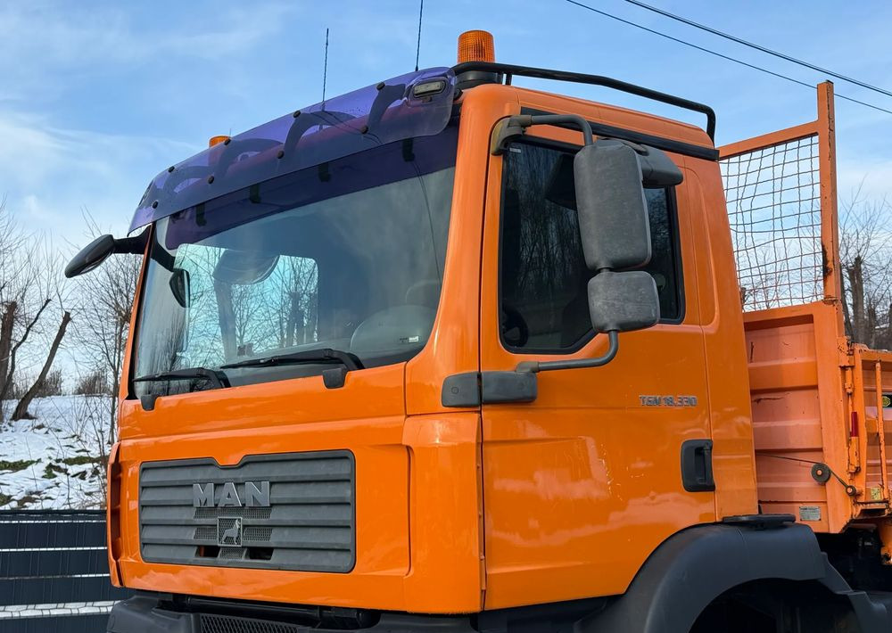 MAN * TGM 18-330 MAN 4x4 HDS Hiab 122 * Kiper Wywrotka * Bardzo Dobry Stan - Tipper: picture 4 MAN * TGM 18-330 MAN 4x4 HDS Hiab 122 * Kiper Wywrotka * Bardzo Dobry Stan - Tipper: picture 4