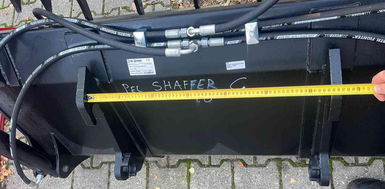 Hofstede Pelikaanbak 1.60 meter Shaffer aansluiting diversen - Silage equipment: picture 5 Hofstede Pelikaanbak 1.60 meter Shaffer aansluiting diversen - Silage equipment: picture 5