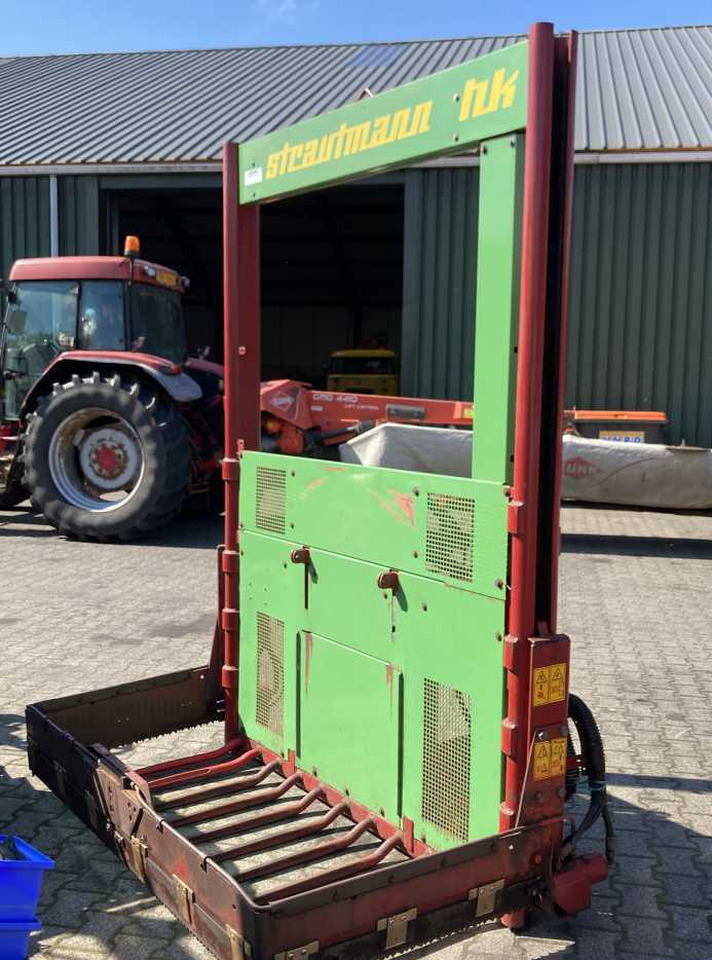 Strautmann Hydrofox HK3 kuilsnijder kuilvoersnijder U snijder voermachines - Silage equipment: picture 1 Strautmann Hydrofox HK3 kuilsnijder kuilvoersnijder U snijder voermachines - Silage equipment: picture 1