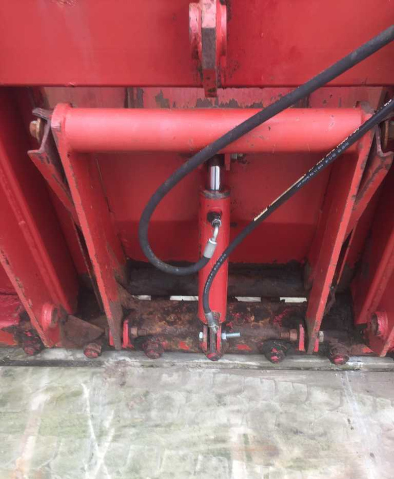 Strautmann Silozanger 233 Kuilhapper voermachines - Silage equipment: picture 4 Strautmann Silozanger 233 Kuilhapper voermachines - Silage equipment: picture 4