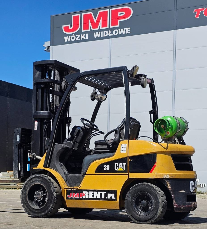 CAT GP 30 N - LPG forklift: picture 1 CAT GP 30 N - LPG forklift: picture 1