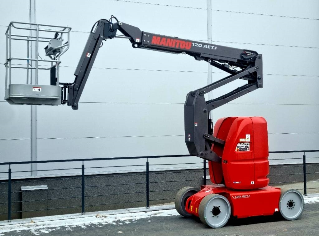 Manitou 120 AET JC 3D - Articulated boom lift: picture 3 Manitou 120 AET JC 3D - Articulated boom lift: picture 3