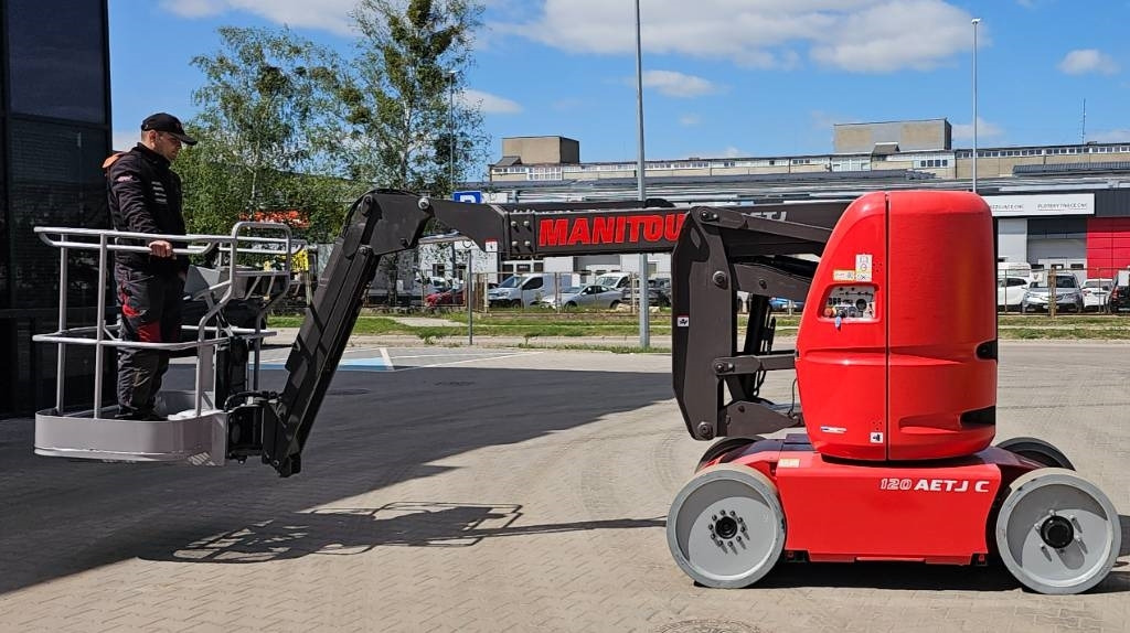 Manitou 120 AET JC - Articulated boom lift: picture 5 Manitou 120 AET JC - Articulated boom lift: picture 5