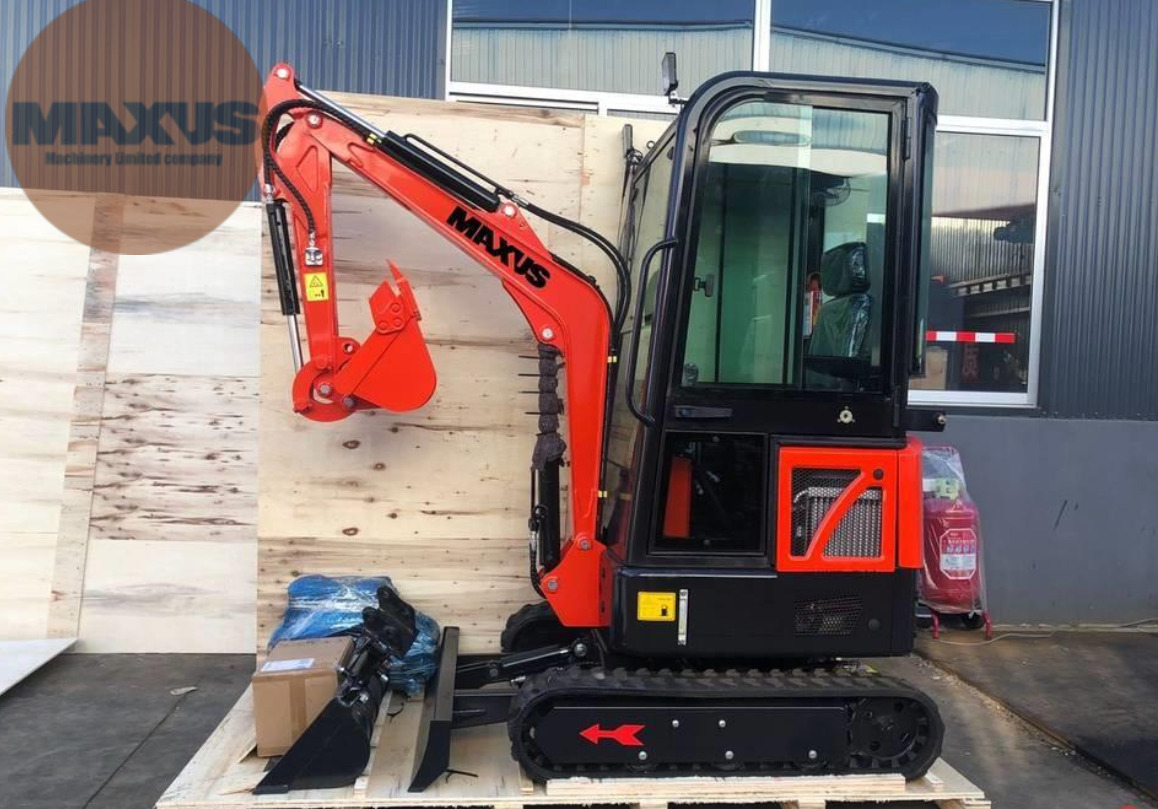 MAXUS MiniKoparka MAXUS 38KM klima 1700 kg - Mini excavator: picture 1 MAXUS MiniKoparka MAXUS 38KM klima 1700 kg - Mini excavator: picture 1