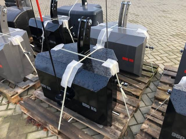 Bemu 850 KG Staal gewicht - Counterweight for Agricultural machinery: picture 1 Bemu 850 KG Staal gewicht - Counterweight for Agricultural machinery: picture 1