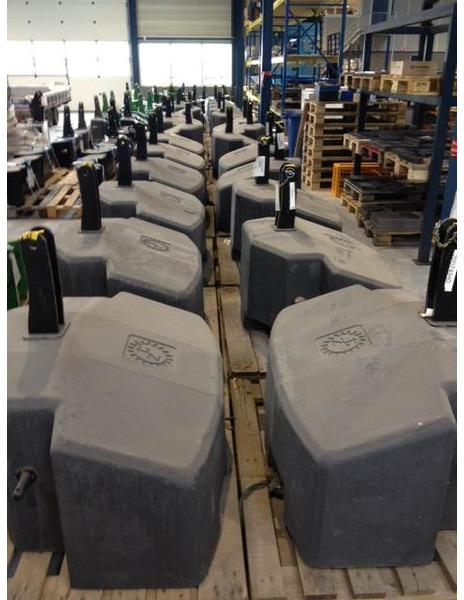 Gewichtblokken diverse - Counterweight for Agricultural machinery: picture 4 Gewichtblokken diverse - Counterweight for Agricultural machinery: picture 4