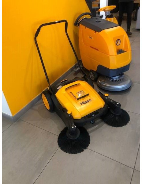 Hippo MS50FP Veegmachine - Industrial sweeper: picture 3 Hippo MS50FP Veegmachine - Industrial sweeper: picture 3