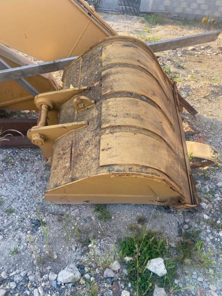 Bras Long Caterpillar 325 + Godet Neuf - Boom for Construction machinery: picture 4 Bras Long Caterpillar 325 + Godet Neuf - Boom for Construction machinery: picture 4